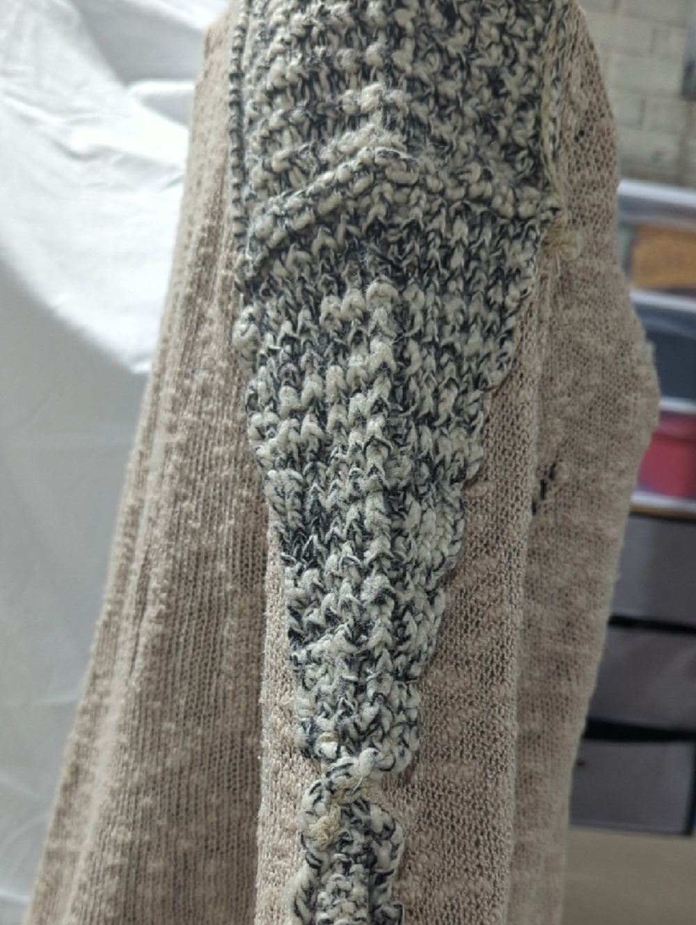 BKE Neutral Beige Knit Scoop Neck Sweater with Marled Gray-Beige Sleeves - Picture 3 of 4